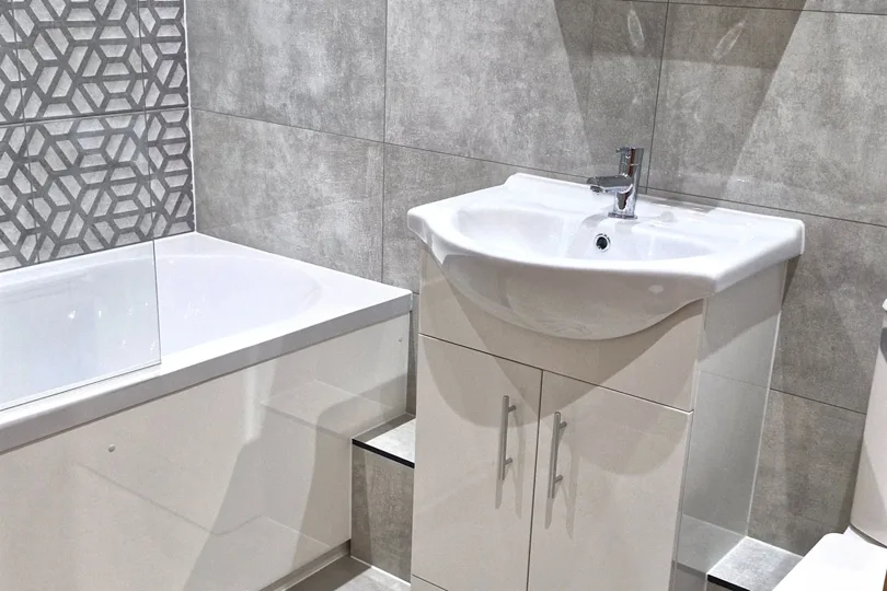 2 bedroom semi-detached house for rent