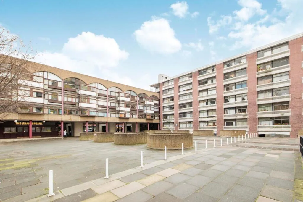 2 bedroom flat for rent