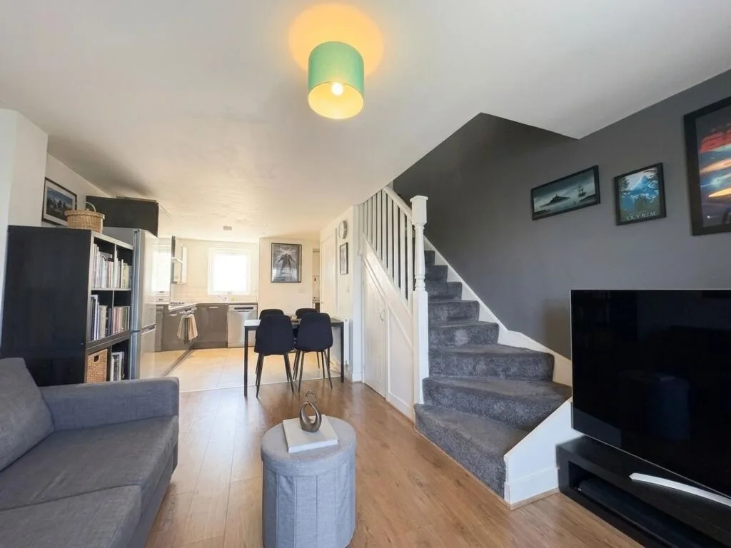 2 bedroom terraced house for rent
