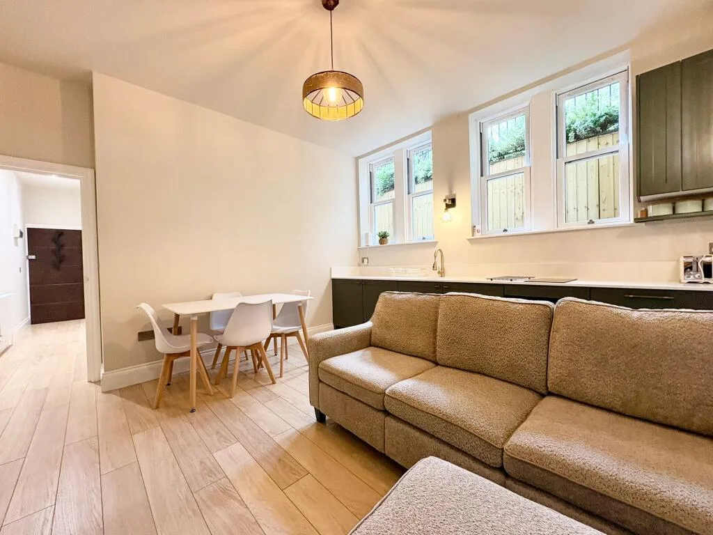 2 bedroom apartment for rent