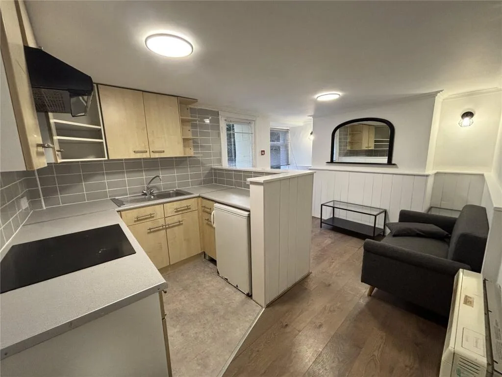 1 bedroom flat for rent