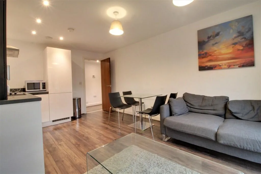 1 bedroom apartment for rent