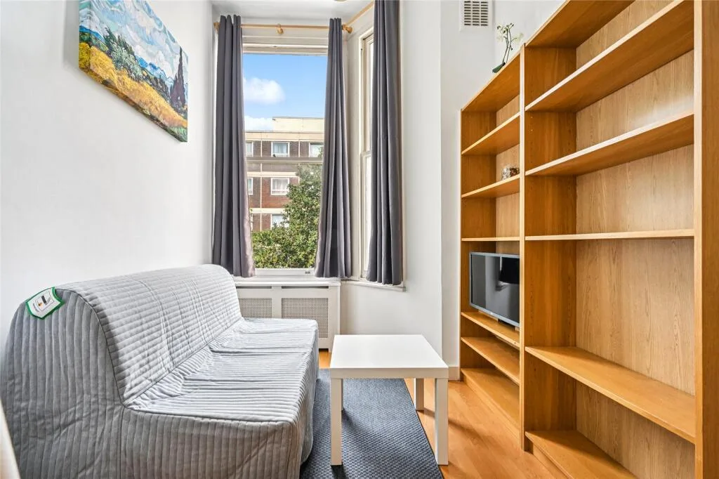 Studio apartment for rent