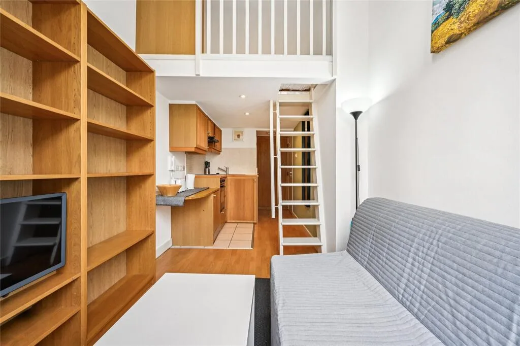 Studio apartment for rent