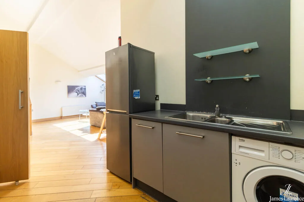 3 bedroom penthouse for rent