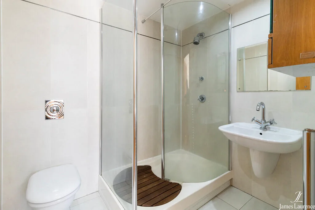 3 bedroom penthouse for rent