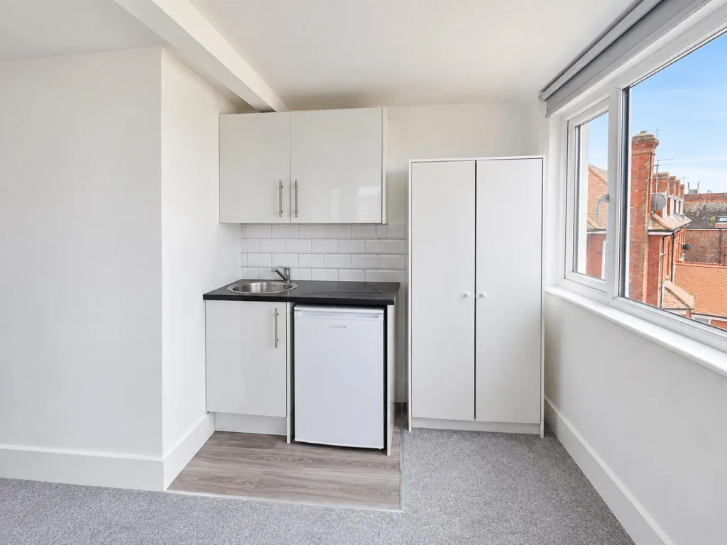 Studio apartment for rent