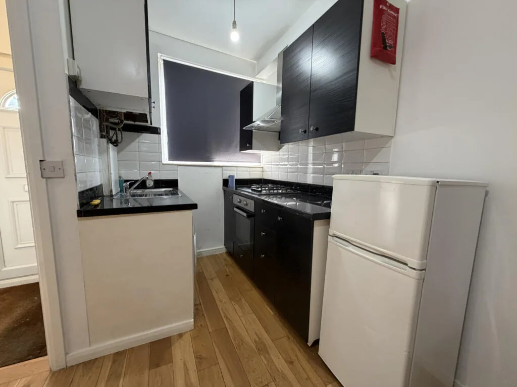1 bedroom maisonette for rent