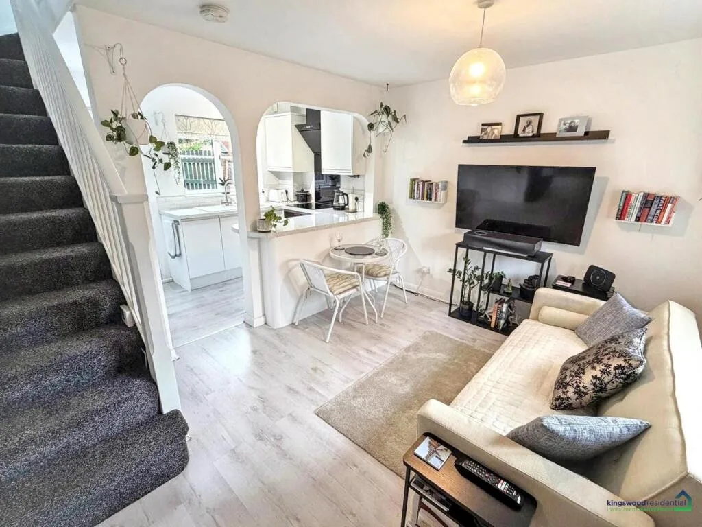 1 bedroom semi-detached house for rent