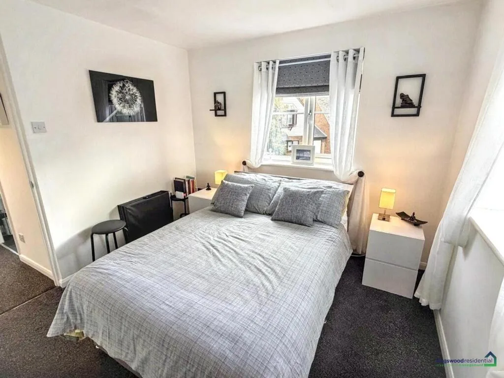 1 bedroom semi-detached house for rent