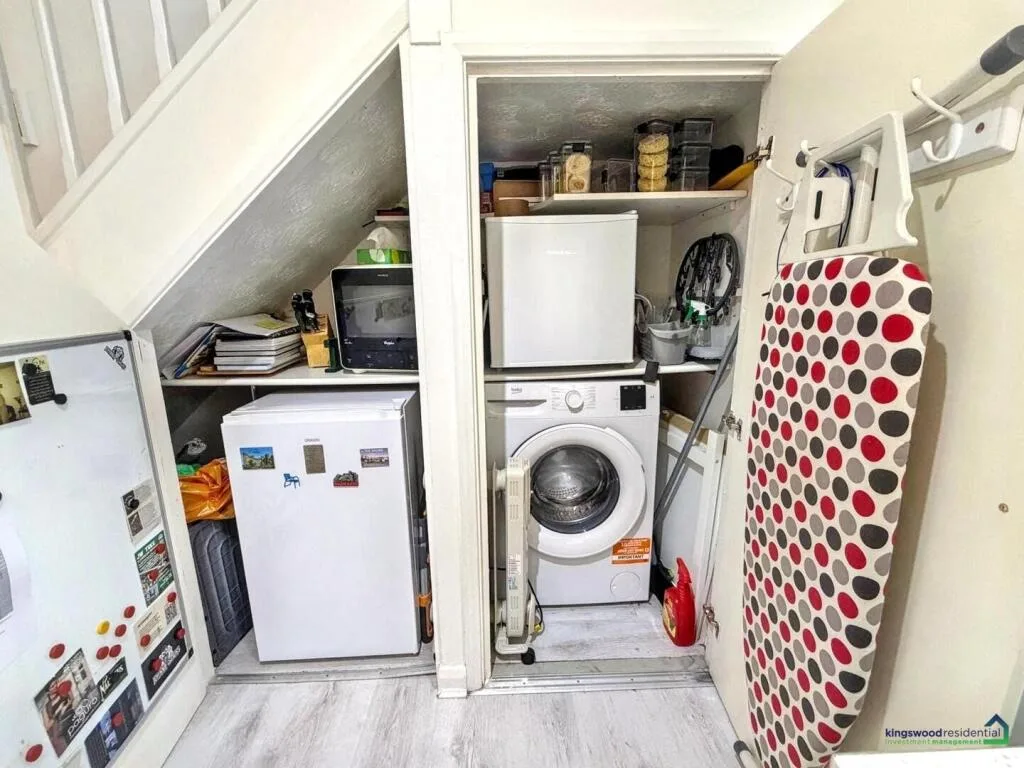 1 bedroom semi-detached house for rent