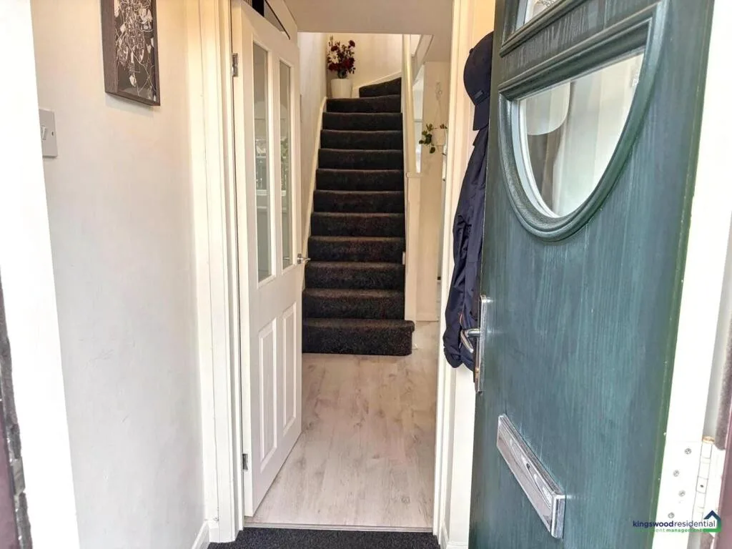 1 bedroom semi-detached house for rent