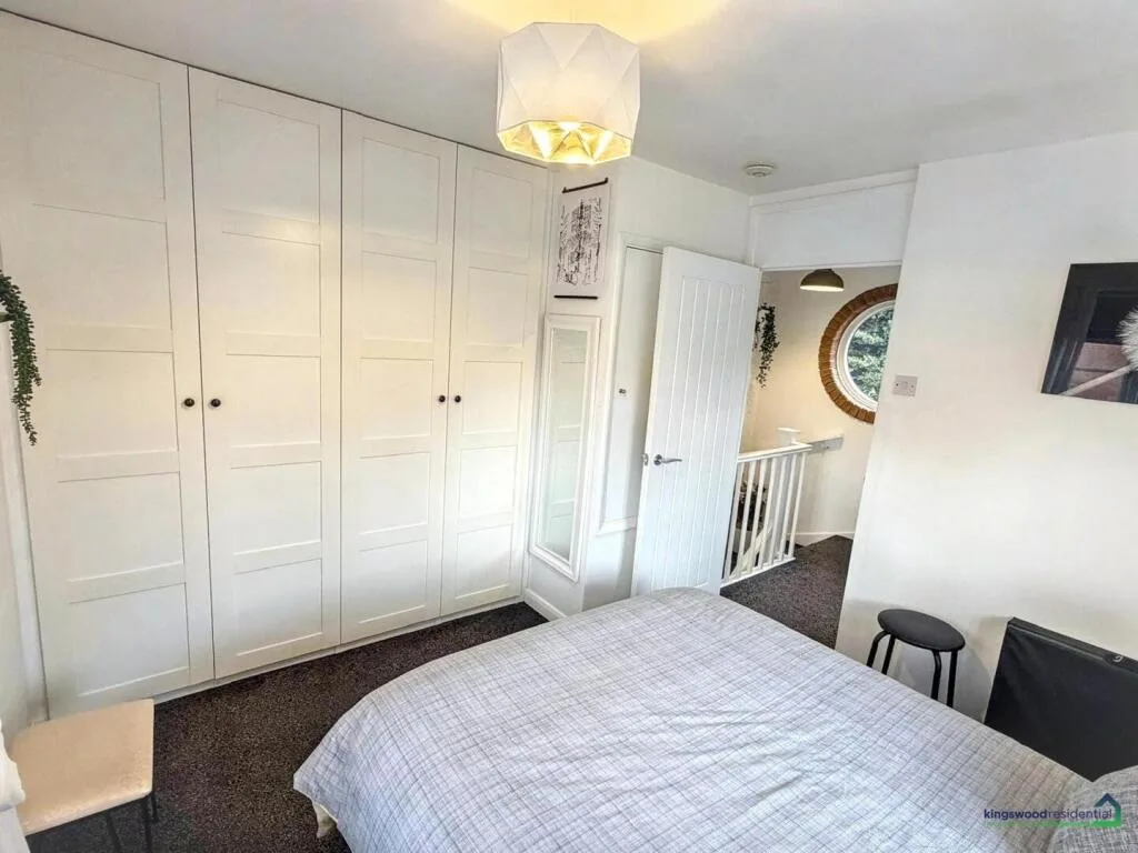 1 bedroom semi-detached house for rent