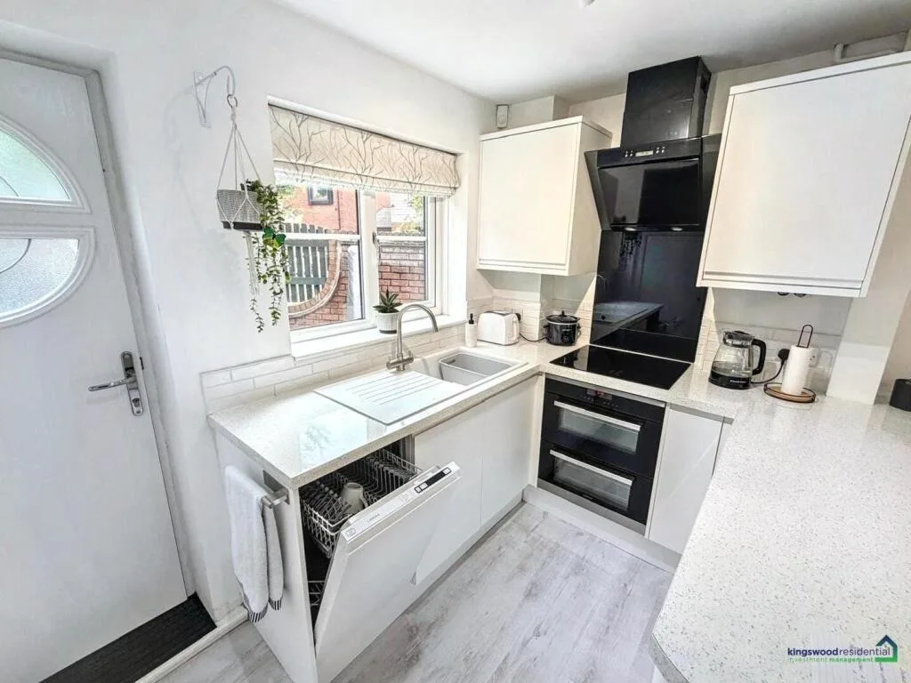 1 bedroom semi-detached house for rent
