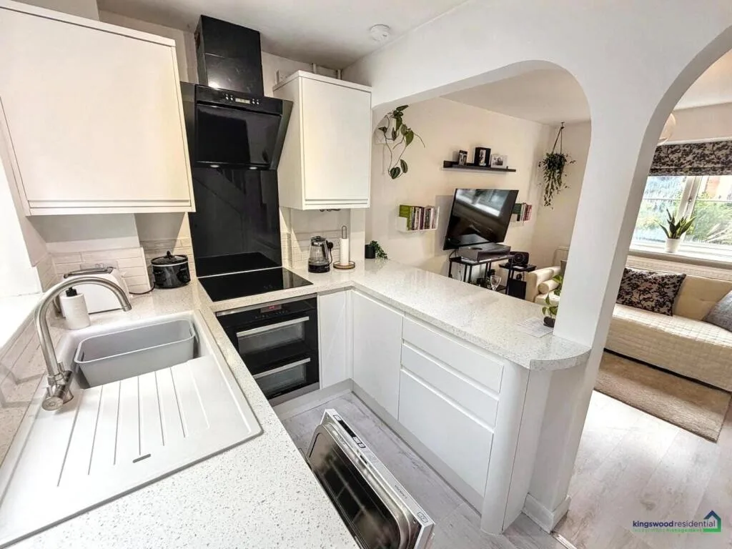 1 bedroom semi-detached house for rent