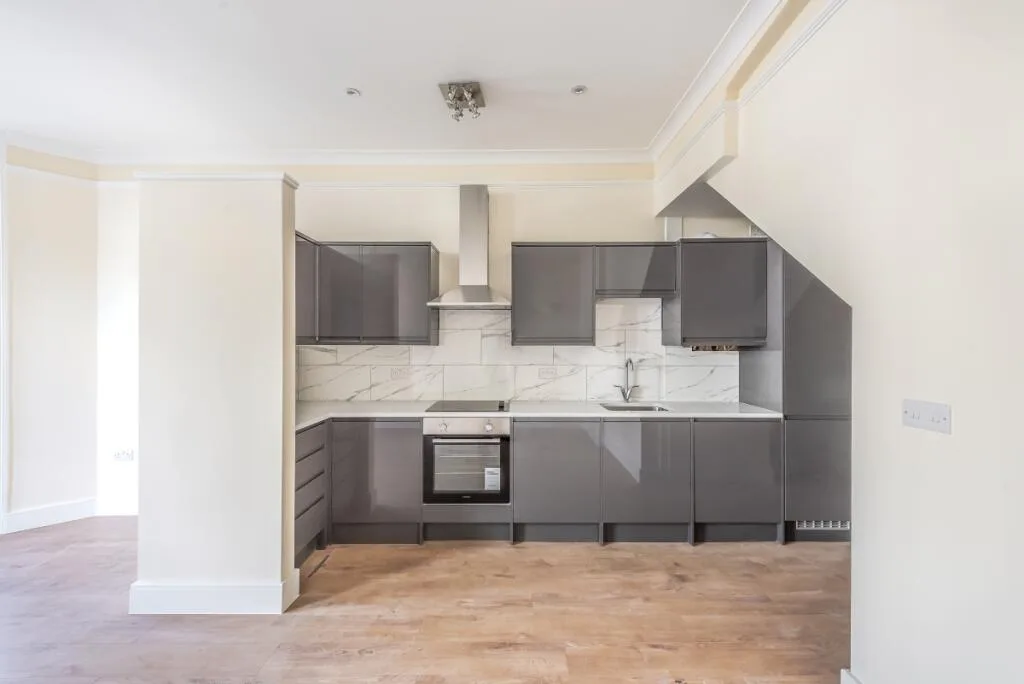 3 bedroom flat for rent