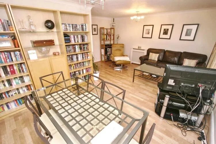 2 bedroom apartment for rent