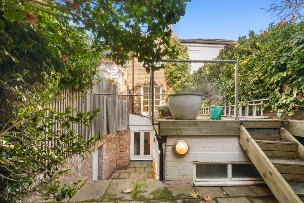 2 bedroom terraced house for rent