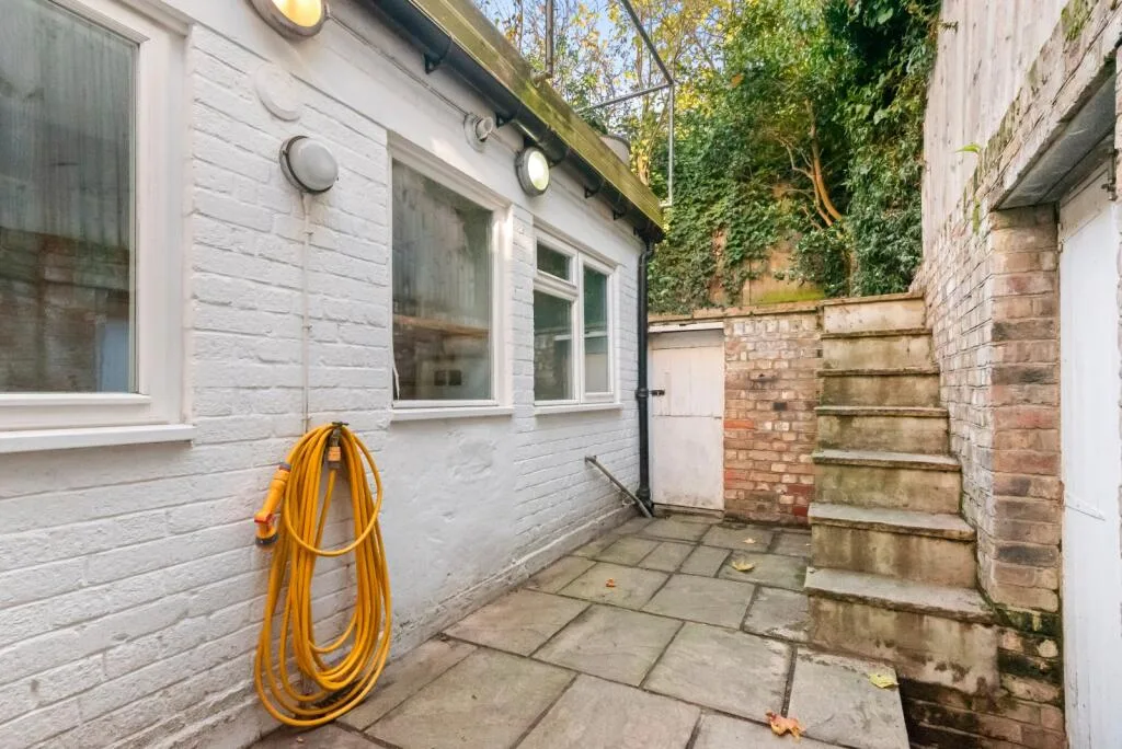 2 bedroom terraced house for rent