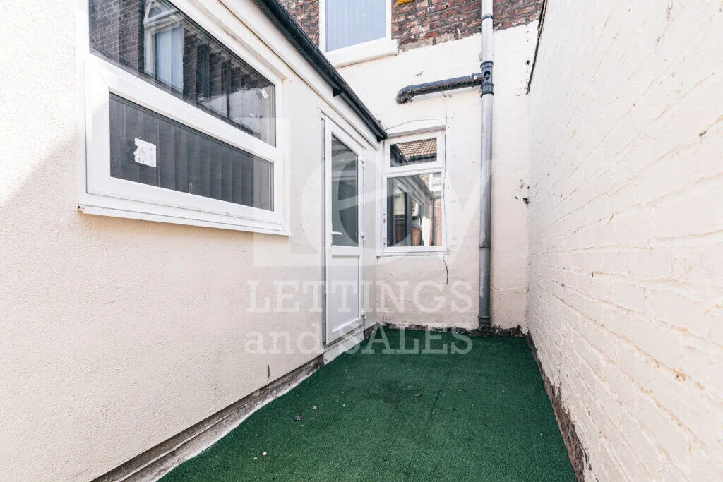 2 bedroom terraced house for rent