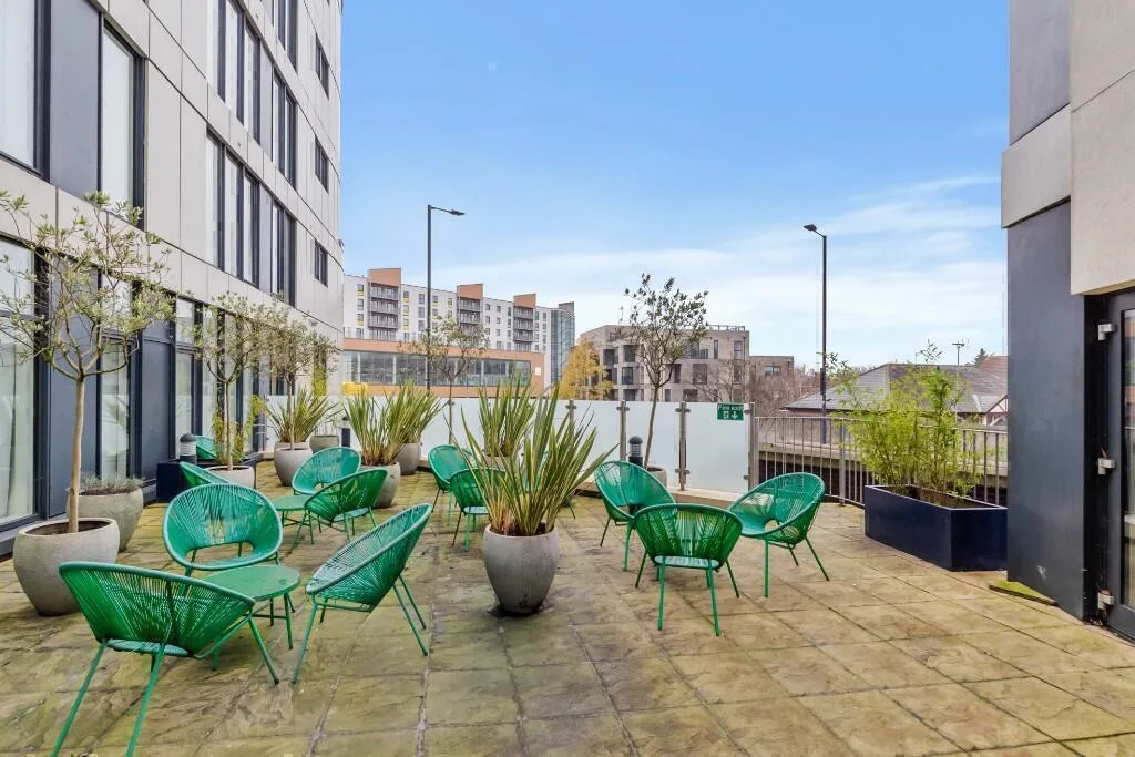 2 bedroom flat for rent