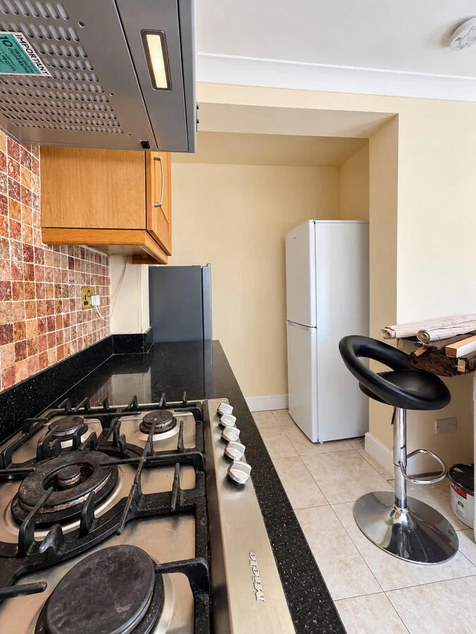 4 bedroom semi-detached house for rent