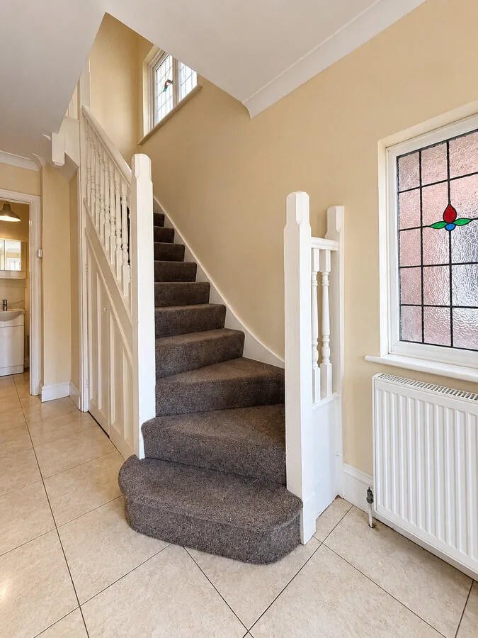 4 bedroom semi-detached house for rent