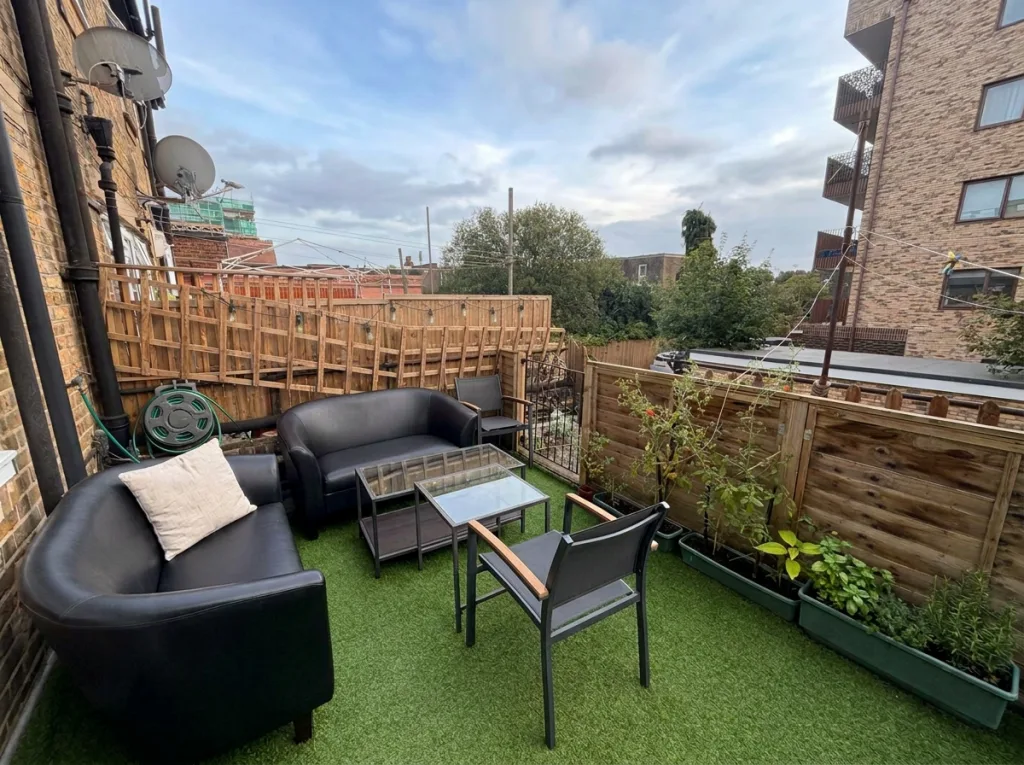 2 bedroom apartment for rent