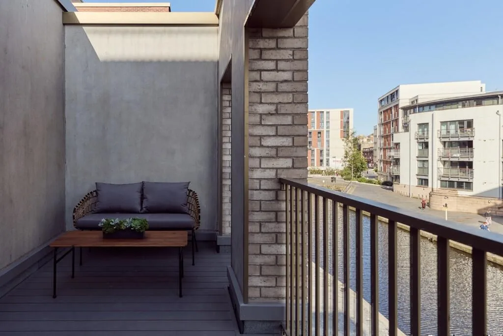 4 bedroom town house for rent