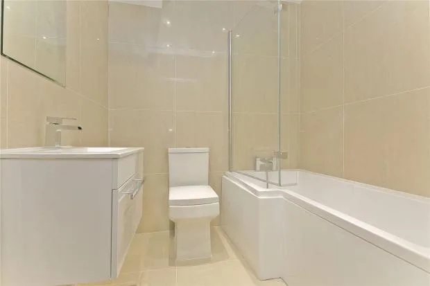 3 bedroom duplex for rent