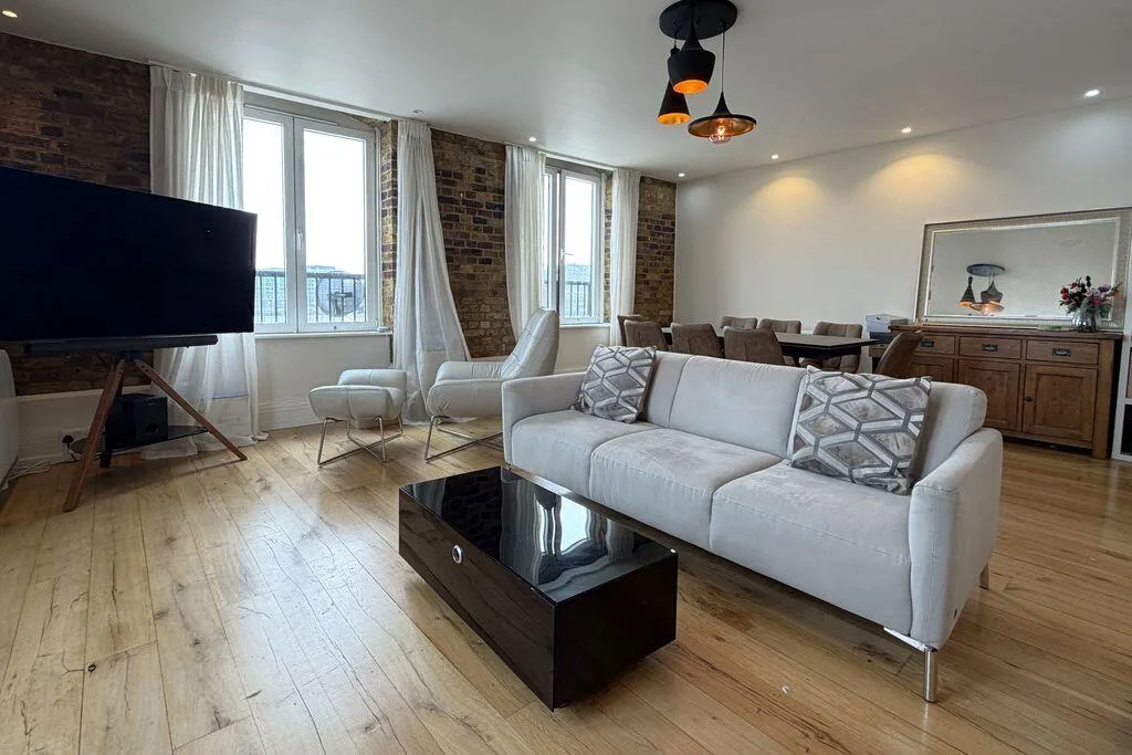 3 bedroom flat for rent