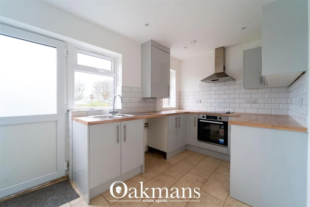2 bedroom end of terrace house for rent
