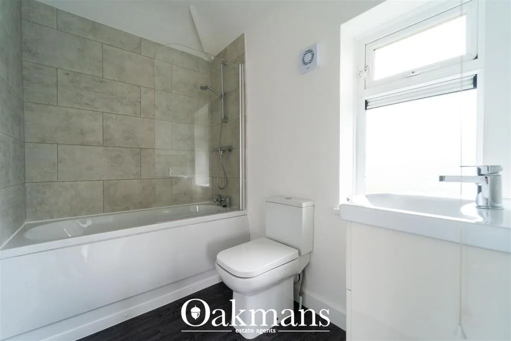 2 bedroom end of terrace house for rent