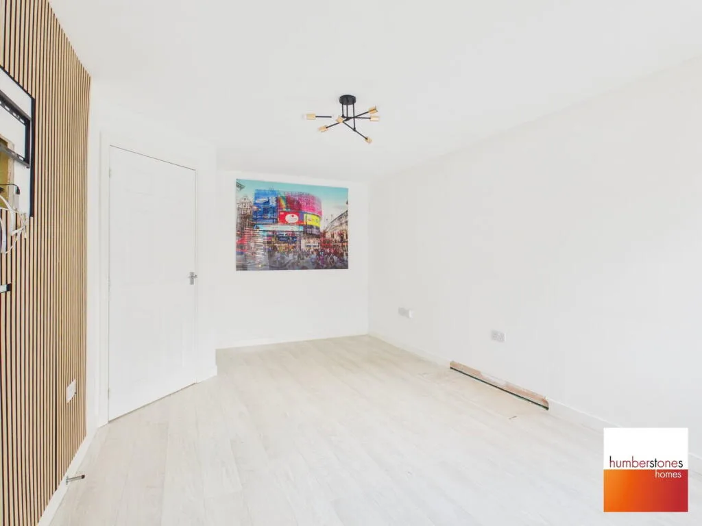 3 bedroom semi-detached house for rent
