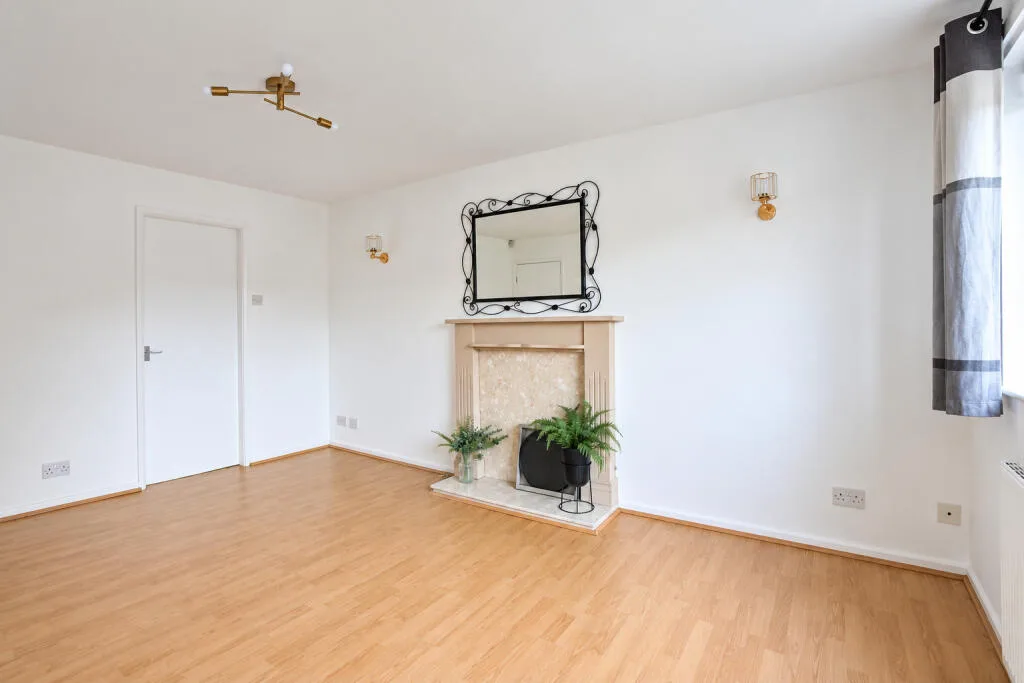 2 bedroom house for rent
