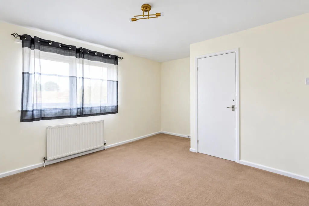 2 bedroom house for rent