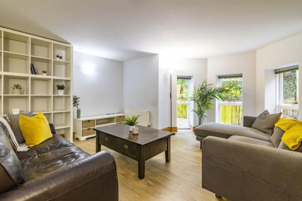 2 bedroom apartment for rent