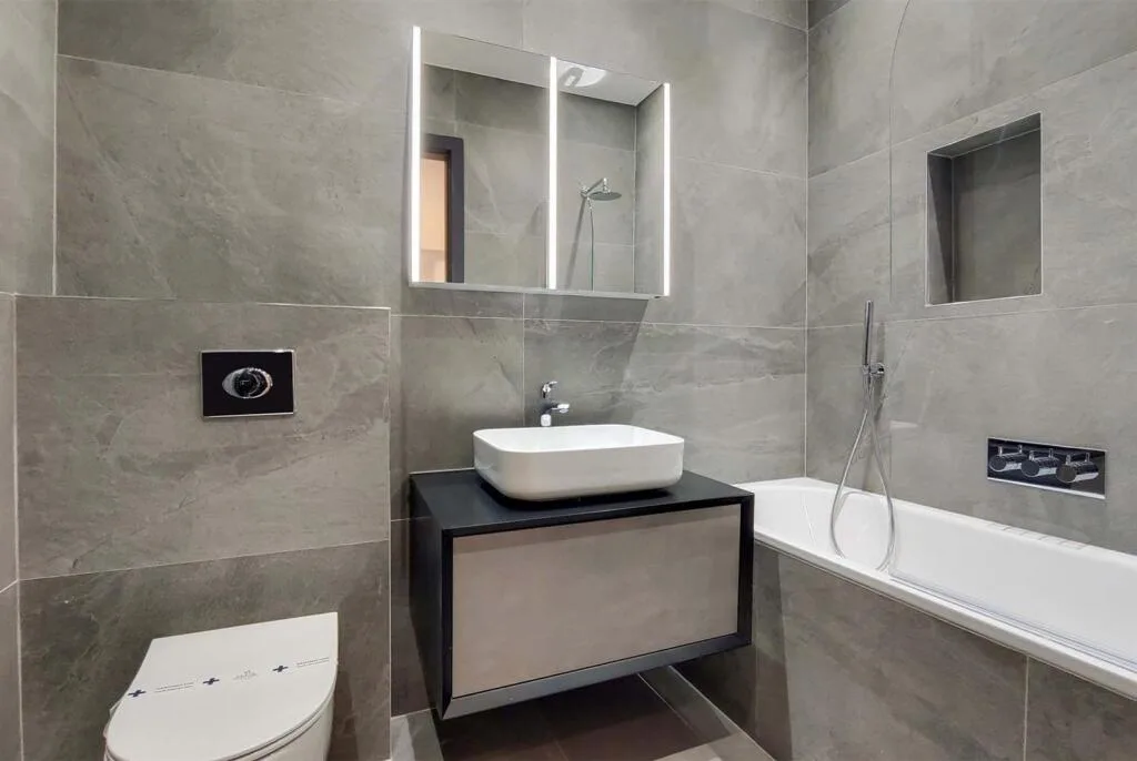 4 bedroom flat for rent