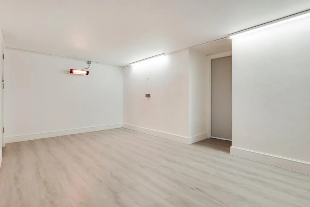 4 bedroom flat for rent