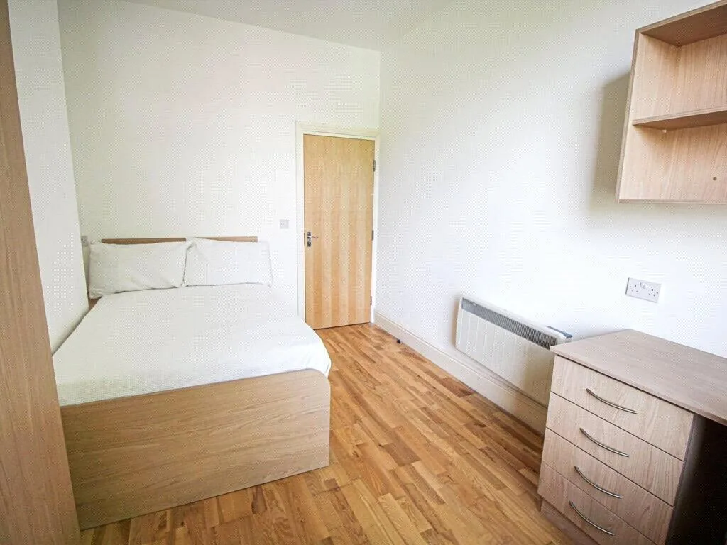 4 bedroom apartment for rent