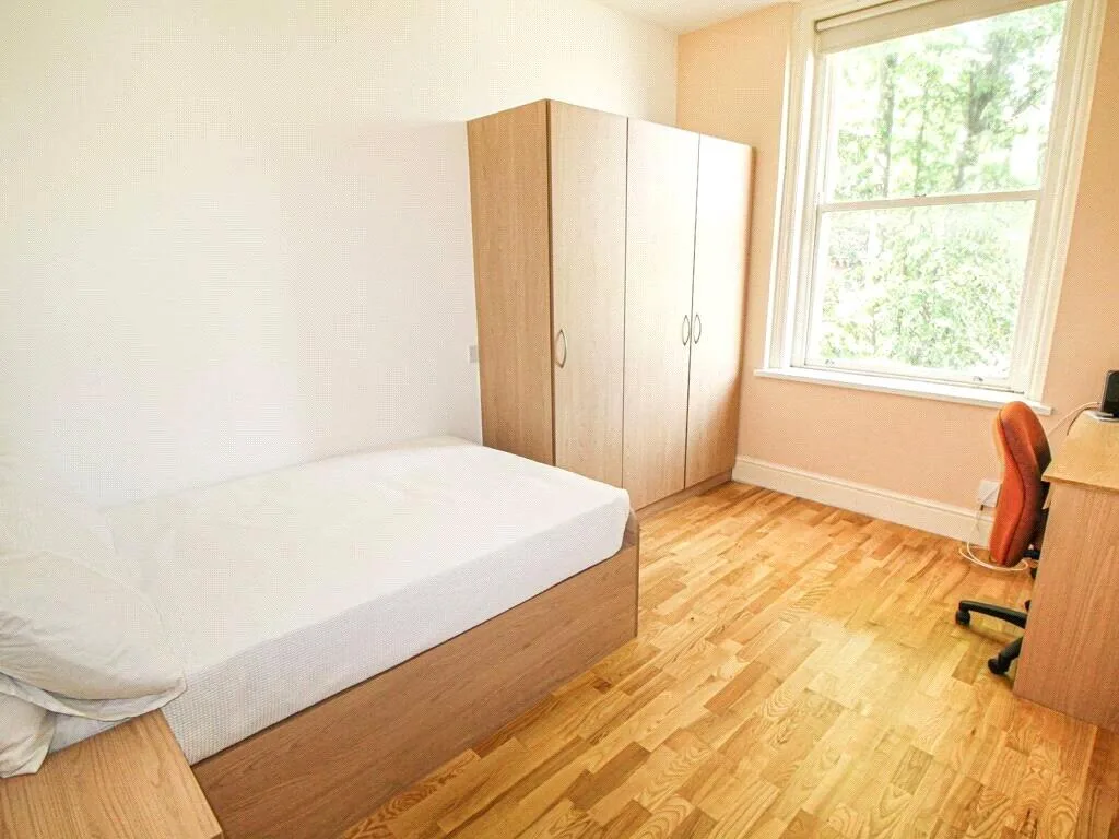 4 bedroom apartment for rent