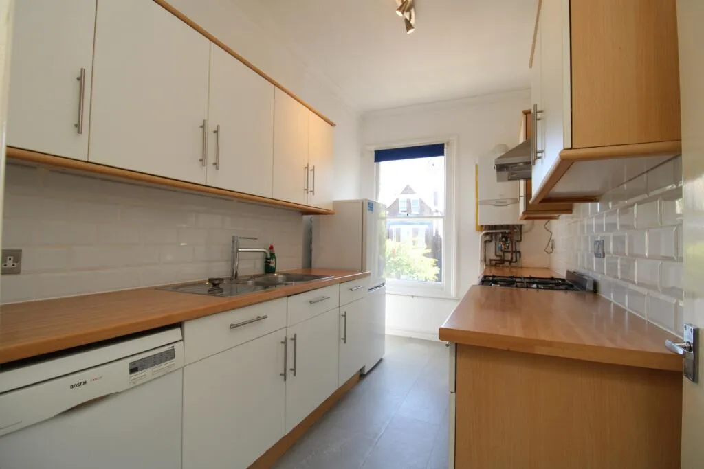 2 bedroom flat for rent