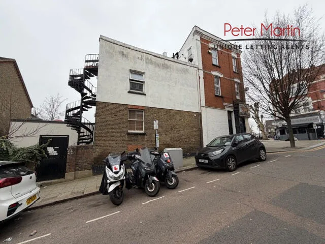 Studio flat for rent
