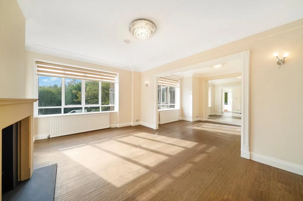 3 bedroom flat for rent