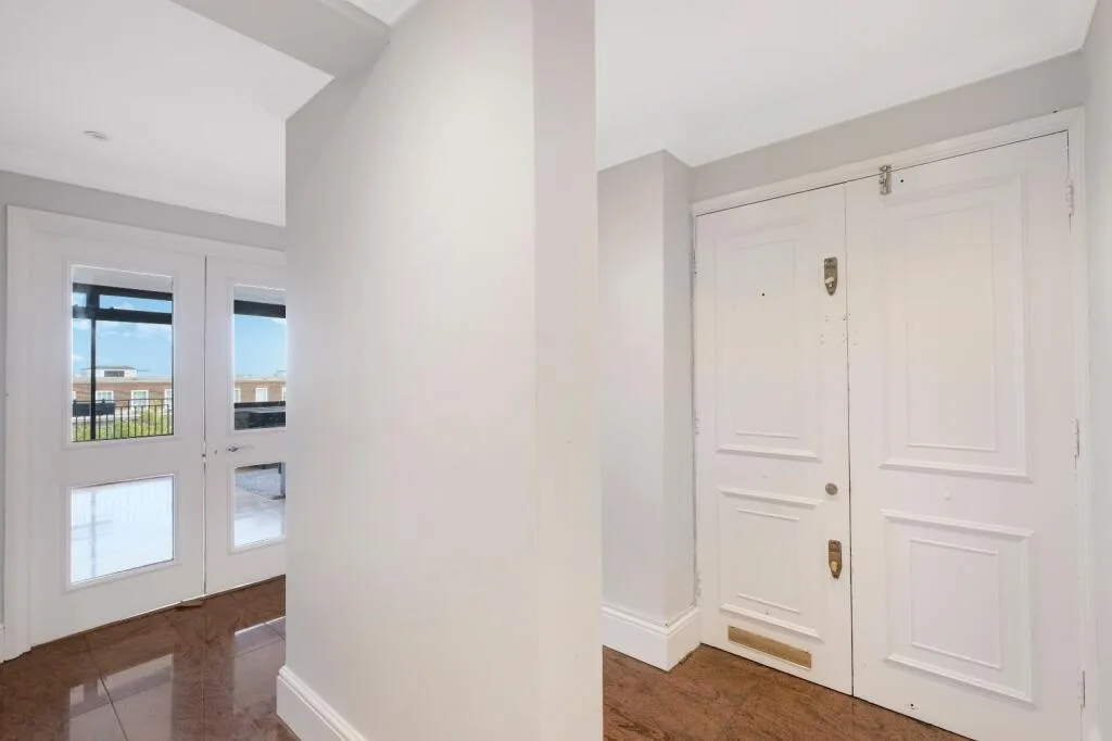4 bedroom flat for rent