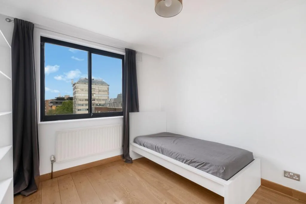 4 bedroom flat for rent