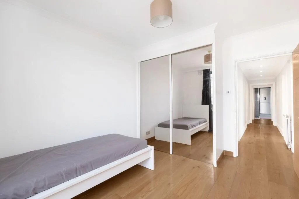 4 bedroom flat for rent