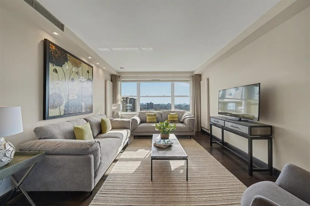 3 bedroom flat for rent