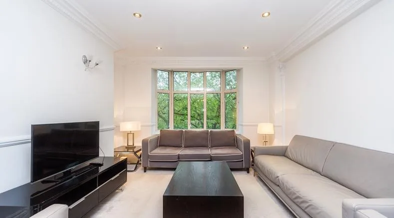 5 bedroom apartment for rent