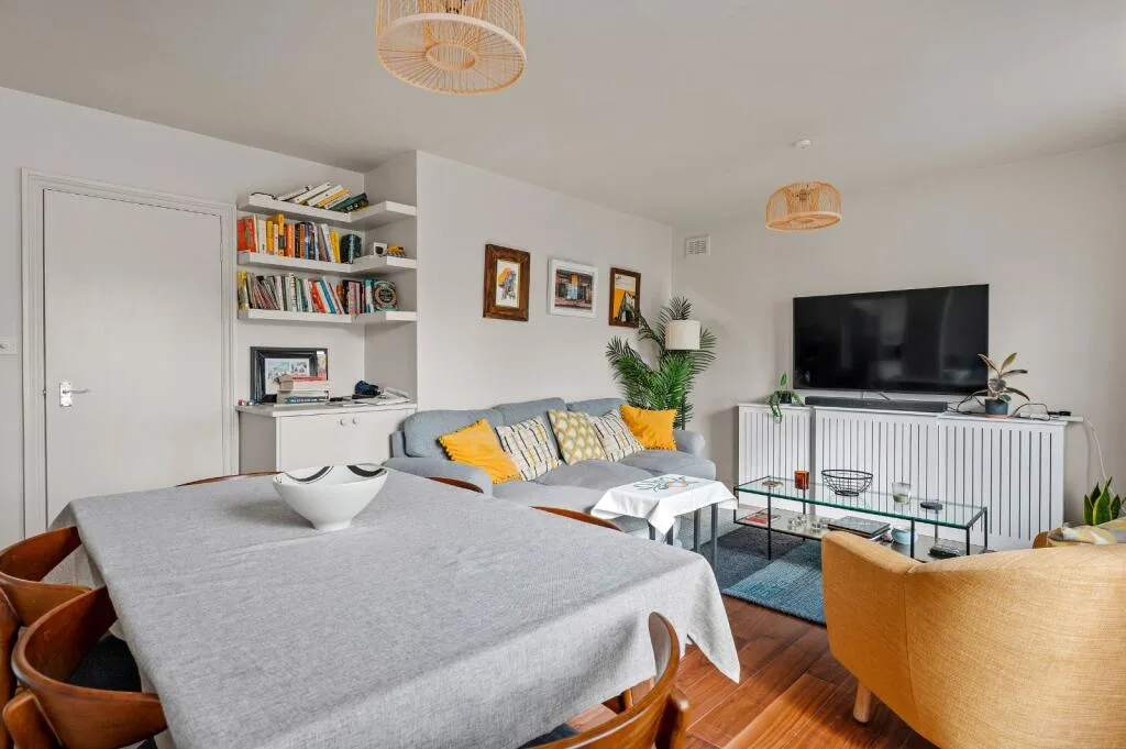 2 bedroom apartment for rent